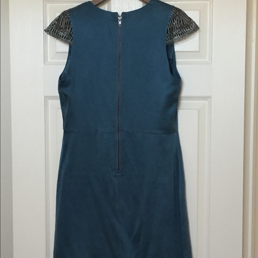 Dress - Picture 2 of 5